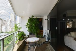 Image 7 - 920883