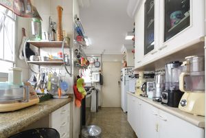Image 25 - 920883