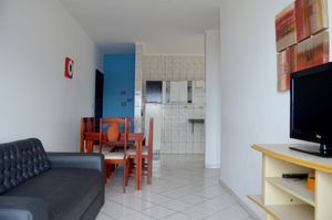 Image 3 - 920893