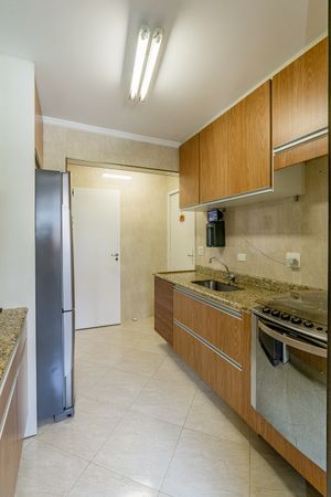 Image 23 - 920898