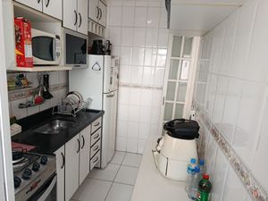Image 5 - 920906