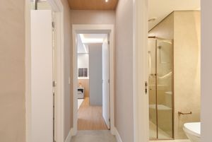 Image 34 - 920912
