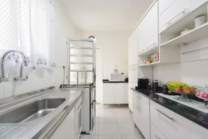 Image 12 - 920916