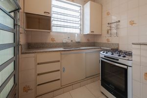 Image 9 - 920924