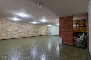 Image 36 - 920956