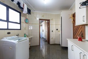 Image 19 - 920958