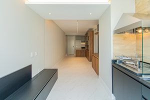 Image 6 - 920966