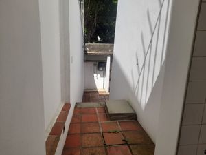 Image 17 - 920969