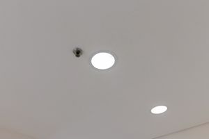 Image 4 - 920981