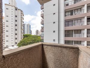Image 12 - 921001