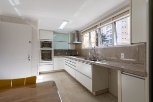 Image 34 - 921009