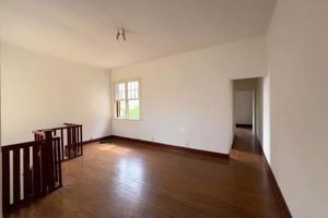Image 3 - 921017