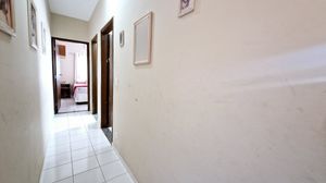 Image 23 - 921020