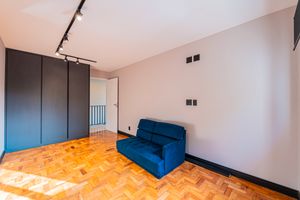 Image 39 - 921024