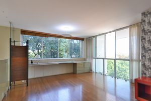 Image 39 - 921039