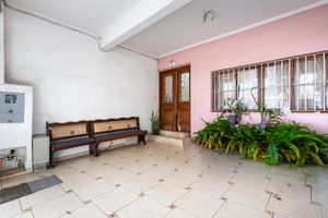 Image 24 - 921052