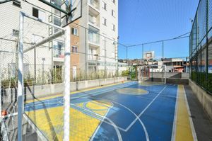 Image 34 - 921053