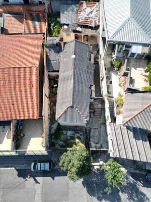 Image 8 - 921058