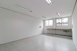 Image 42 - 921066
