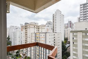 Image 8 - 921074