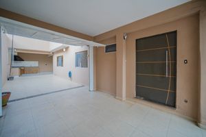 Image 4 - 921087