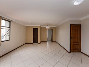 Image 3 - 921088
