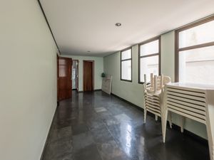 Image 23 - 921088