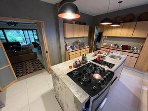 Image 6 - 921092