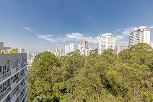 Image 28 - 921093