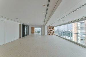 Image 4 - 921097
