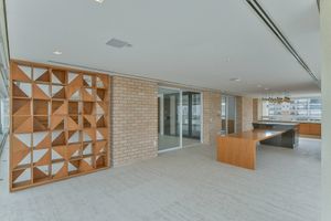 Image 14 - 921097