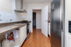 Image 18 - 921113