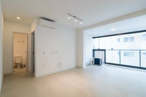 Image 1 - 921129