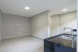 Image 6 - 921133