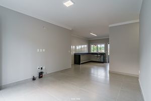 Image 3 - 921133