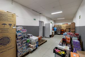 Image 19 - 921134