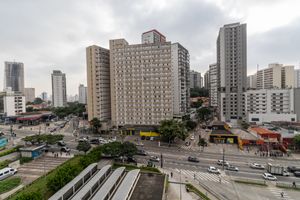 Image 10 - 921141