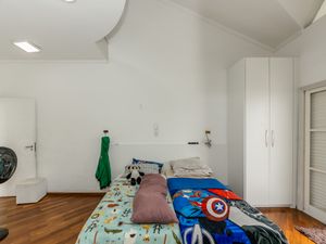 Image 34 - 921146
