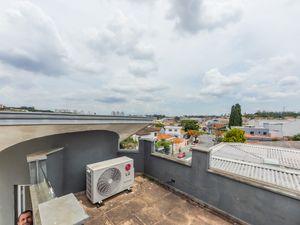 Image 42 - 921146