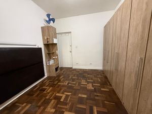 Image 7 - 921149