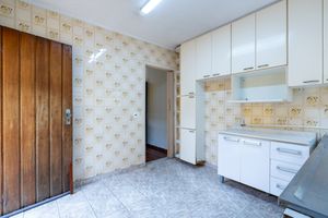 Image 19 - 921152