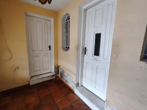 Image 32 - 921179