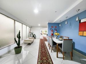 Image 31 - 921182