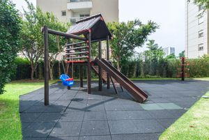 Image 38 - 921215