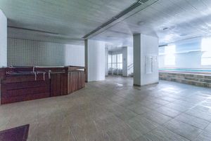 Image 63 - 921215