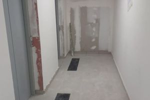 Image 30 - 921272