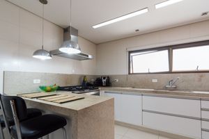 Image 23 - 921274