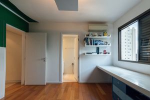 Image 33 - 921274