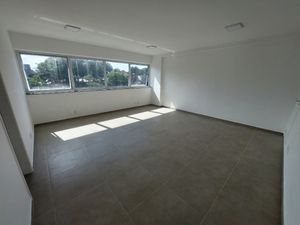 Image 7 - 921292