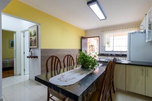 Image 4 - 921300